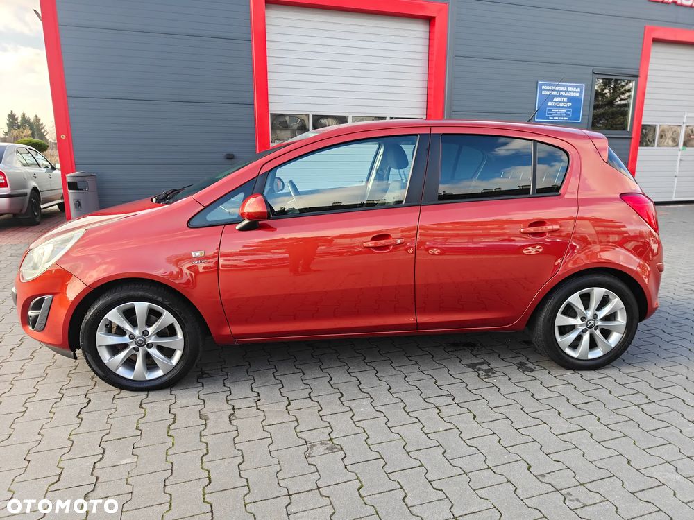 Opel Corsa 1.4 16V Active - 11