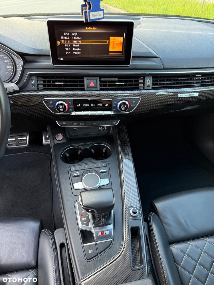Audi S4 Limousine - 20