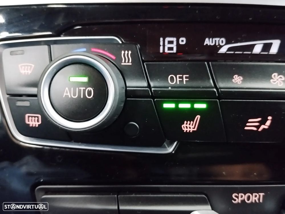 BMW 216 Active Tourer d Advantage - 40