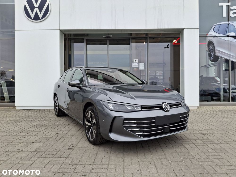 Volkswagen Passat - 4