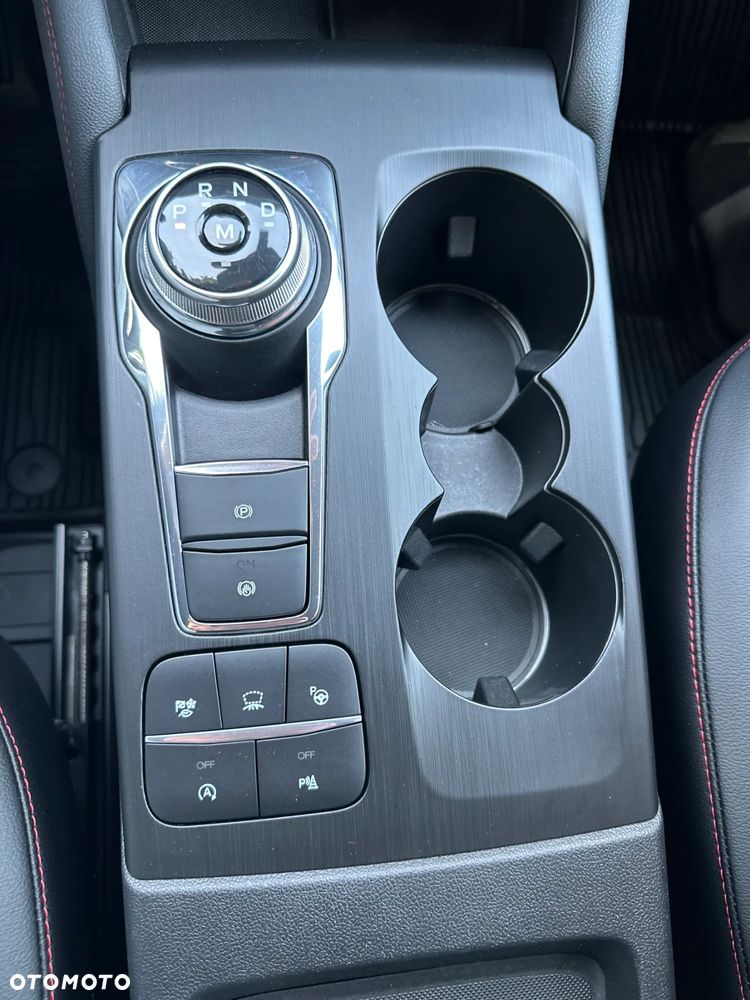 Ford Kuga - 21