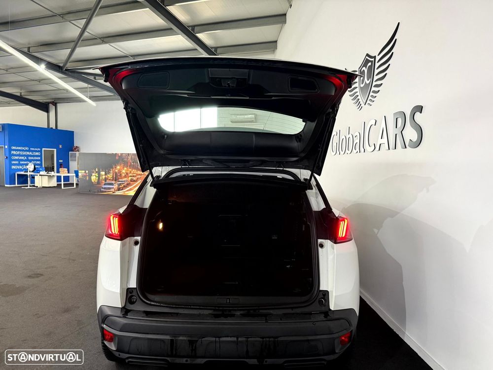 Peugeot 3008 1.5 BlueHDi Allure Pack EAT8 - 17