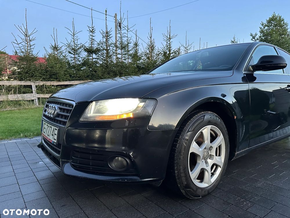 Audi A4 Limousine - 28