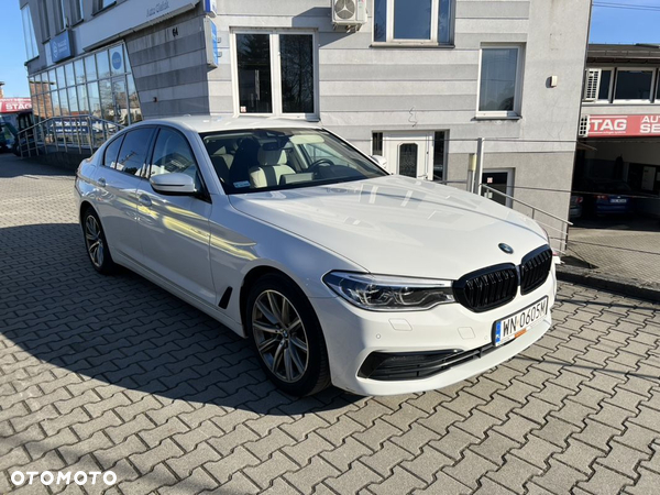 BMW Seria 5 530i Luxury Line