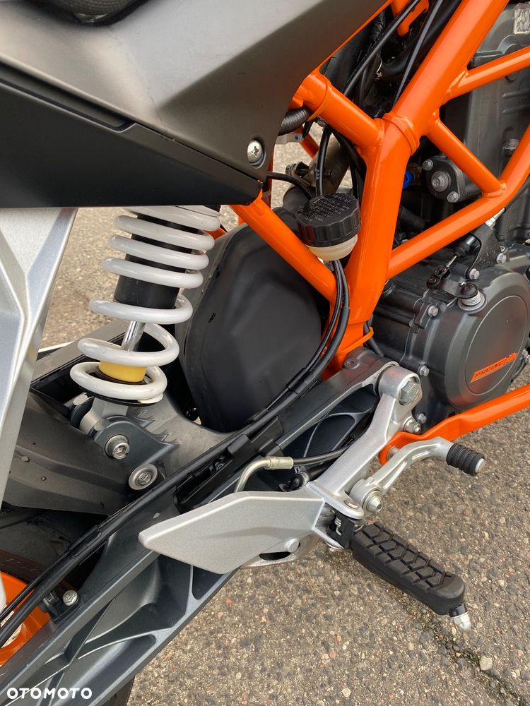KTM Duke - 5