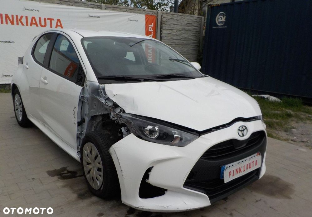 Toyota Yaris - 1