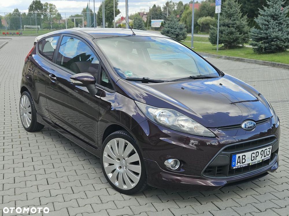 Ford Fiesta 1.25 Champions Edition - 1
