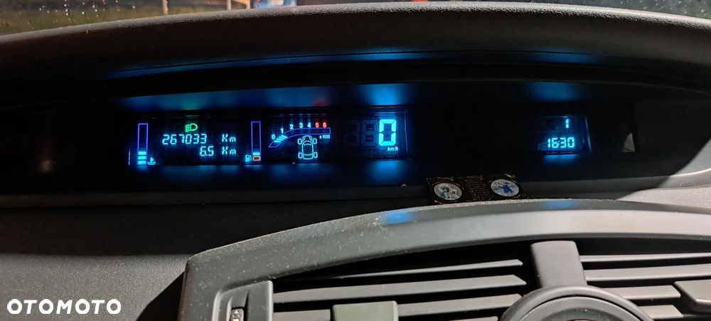 Renault Grand Scenic - 5