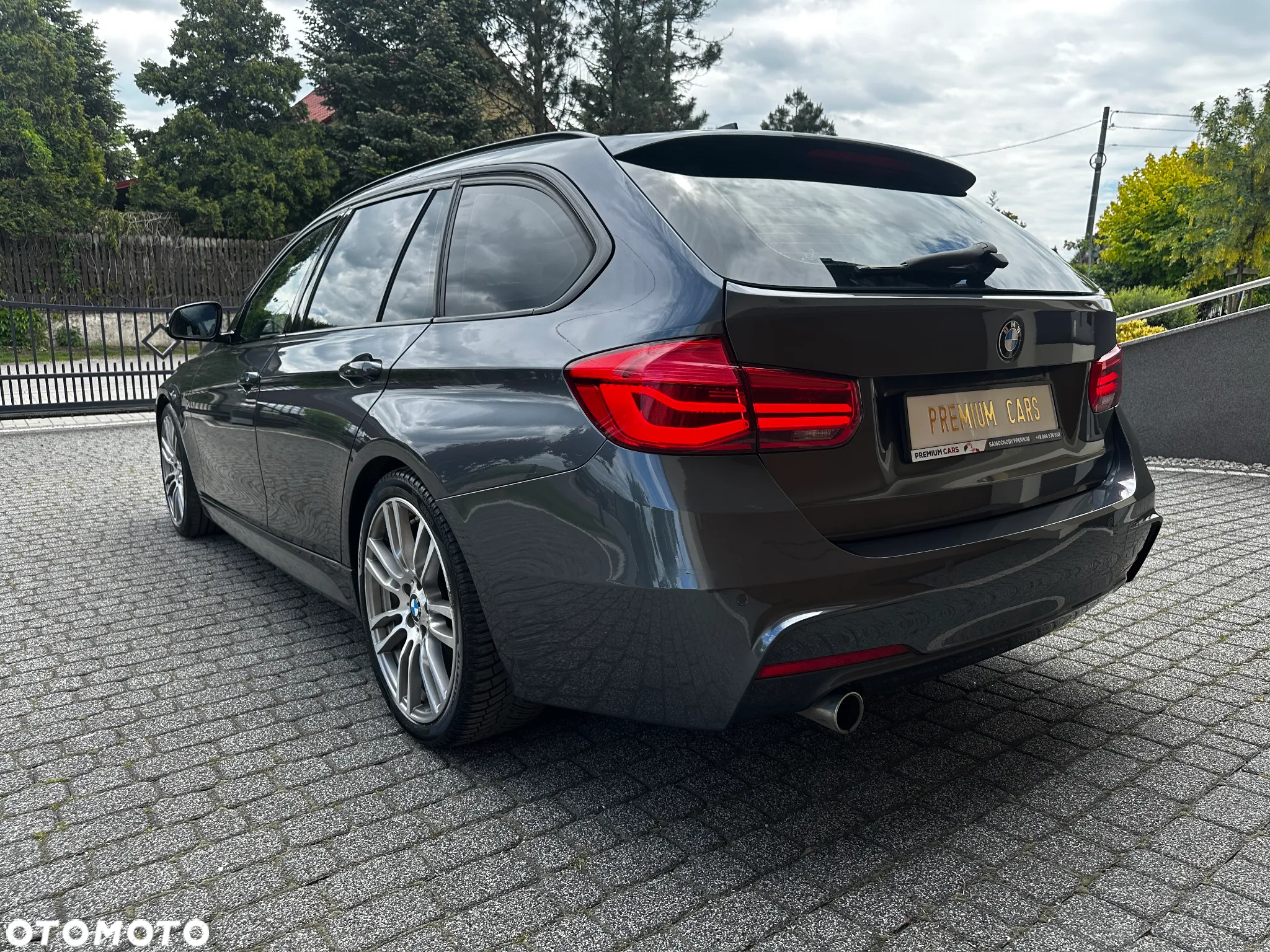 BMW Seria 3 318d Touring Edition M Sport Shadow - 5