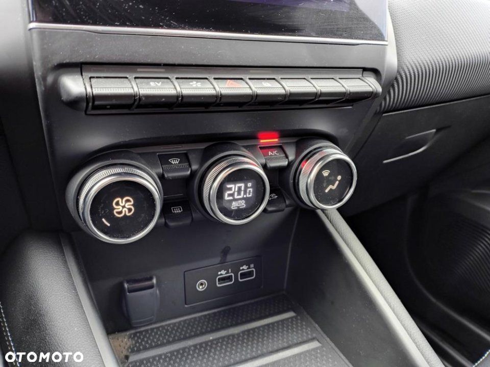 Renault Captur - 18