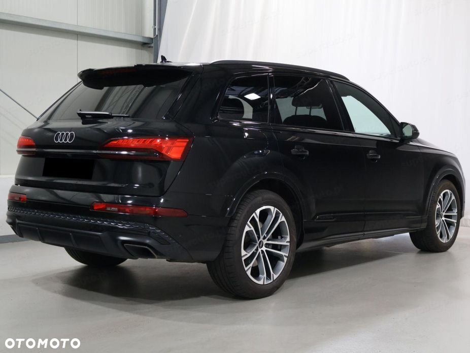 Audi Q7 - 4