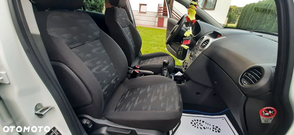 Opel Corsa - 28