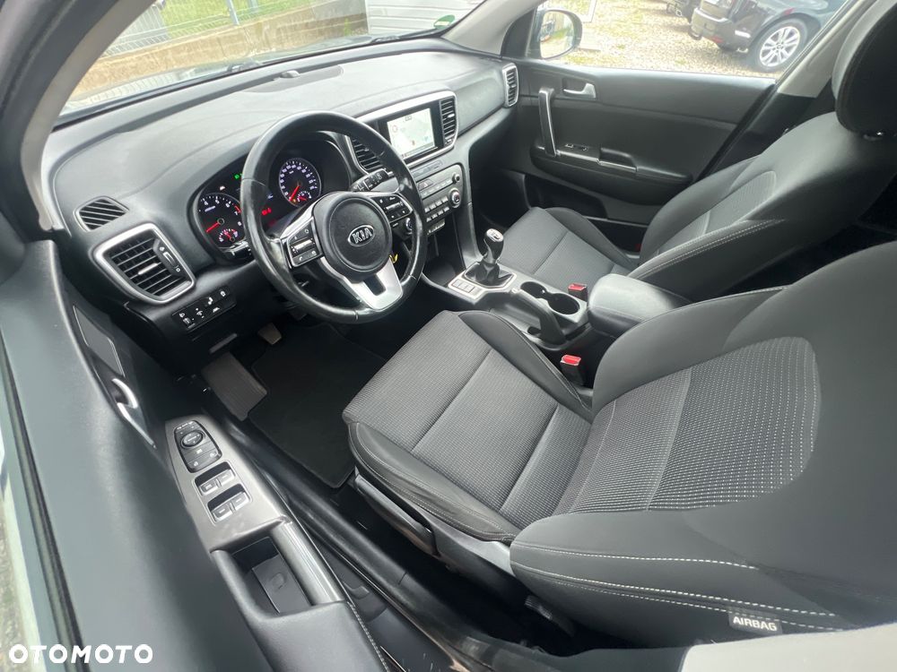 Kia Sportage 1.6 GDI 2WD ISG Spirit - 16