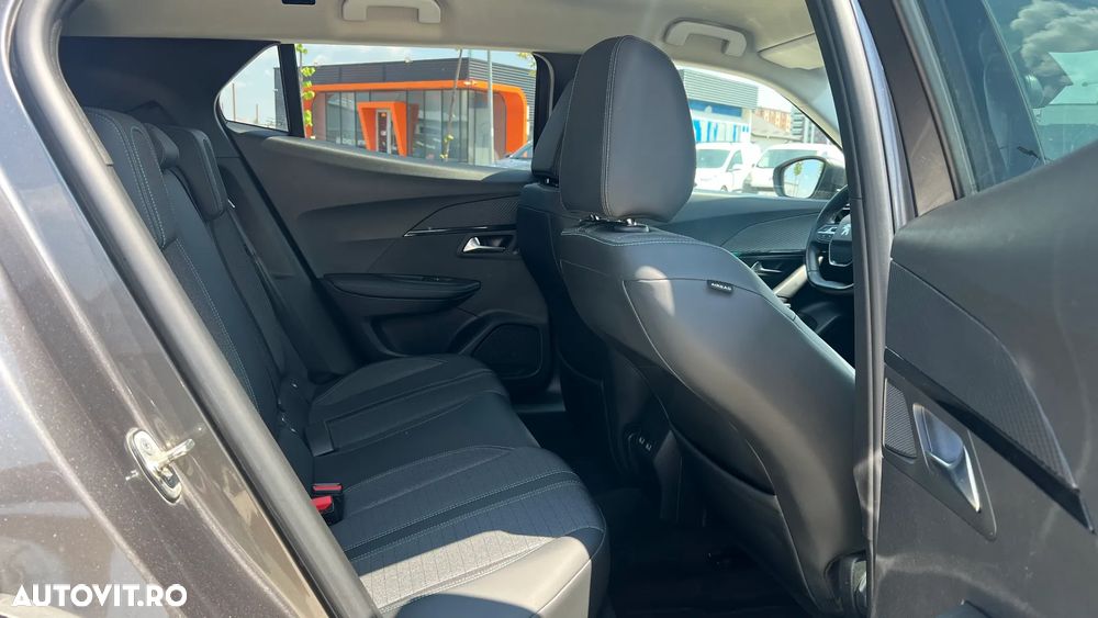 Peugeot 2008 PureTech 130 EAT8 Allure - 8