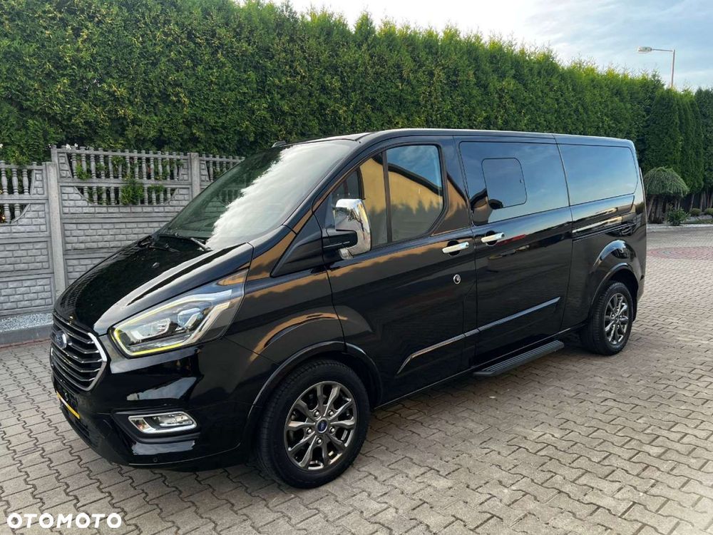 Ford Tourneo Custom - 4