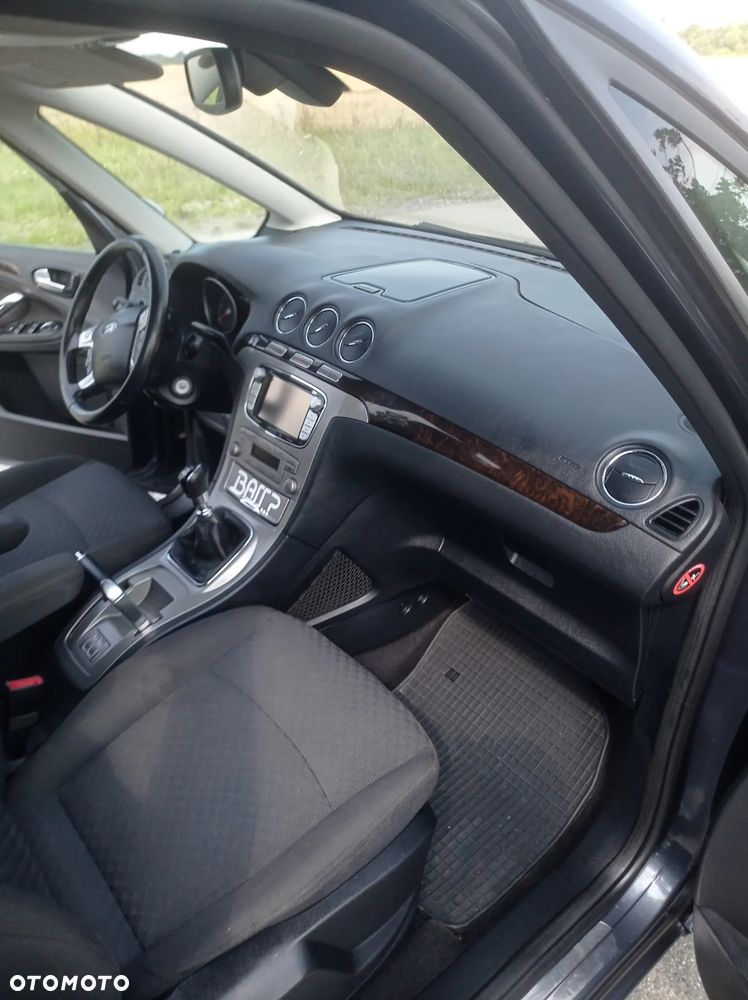 Ford Galaxy 2.0 TDCi Ghia - 7