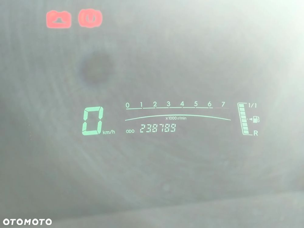 Toyota Yaris 1.3 Luna A/C - 10