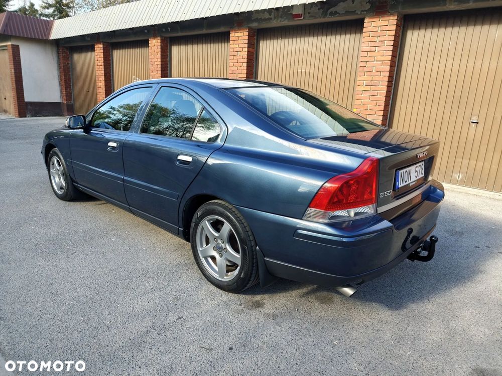 Volvo S60 2.4 Silver Edition - 3