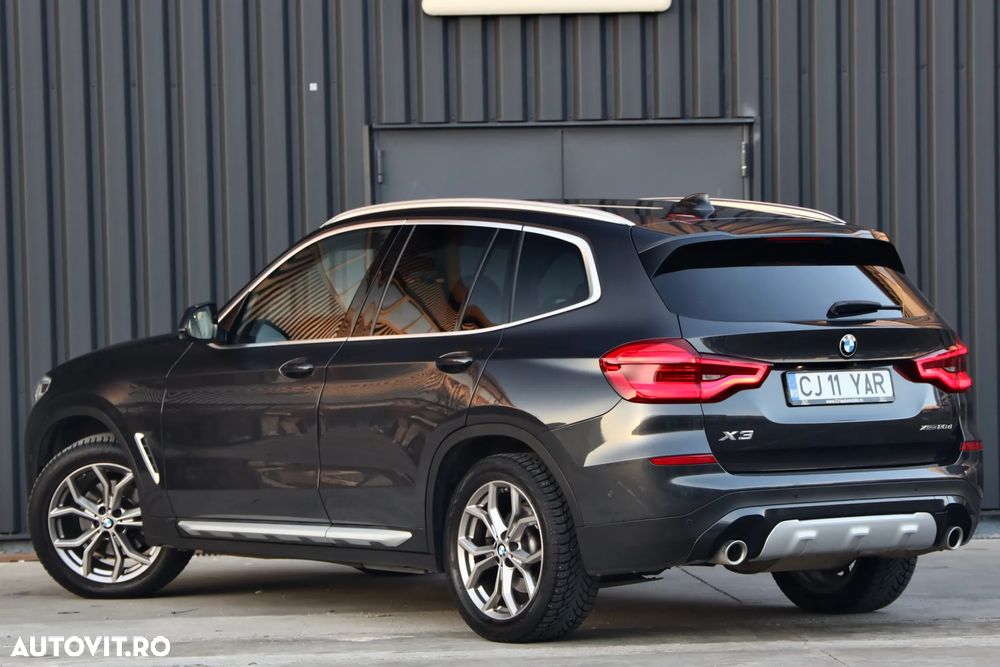 BMW X3 xDrive20d AT xLine - 3