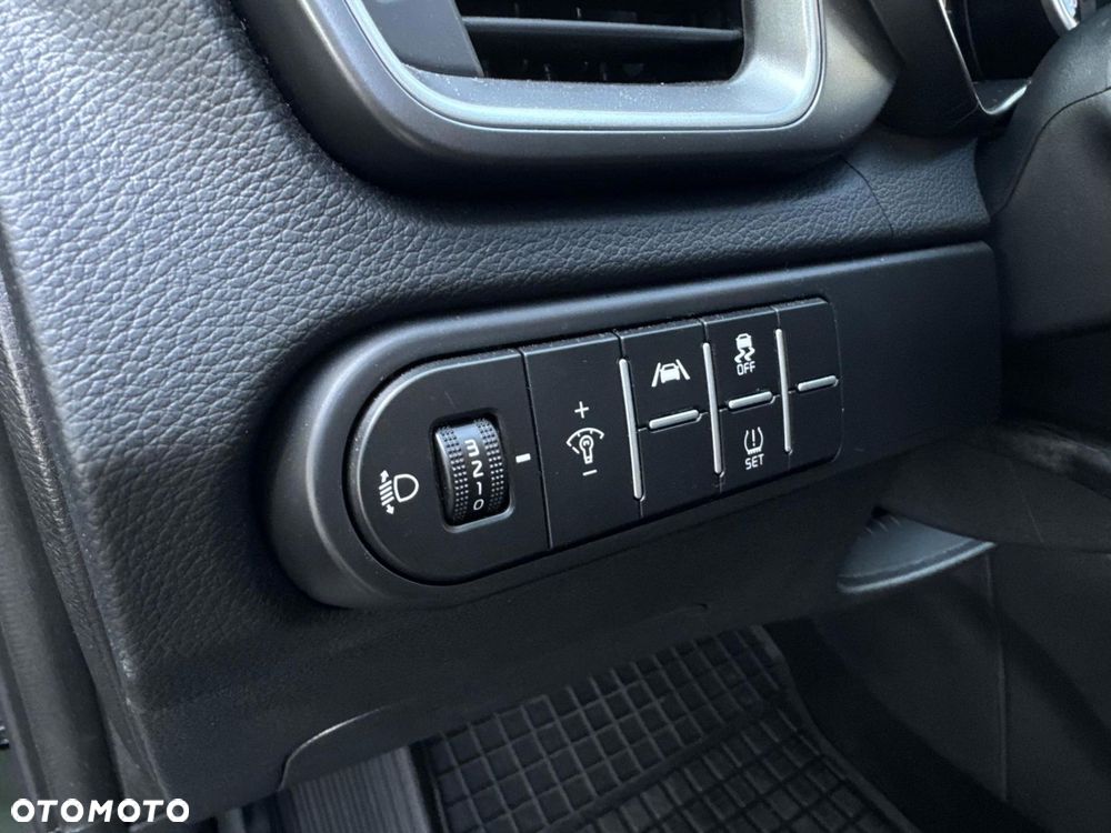 Kia Ceed 1.5 T-GDI M DCT - 21