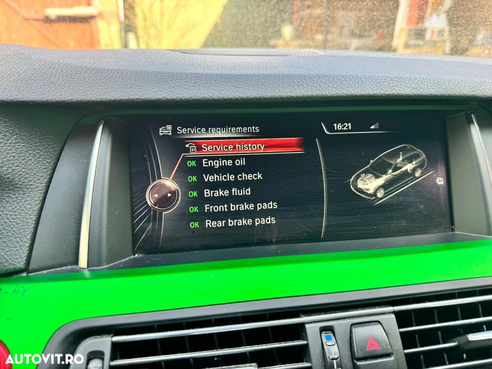 BMW Seria 5 520d xDrive AT - 26