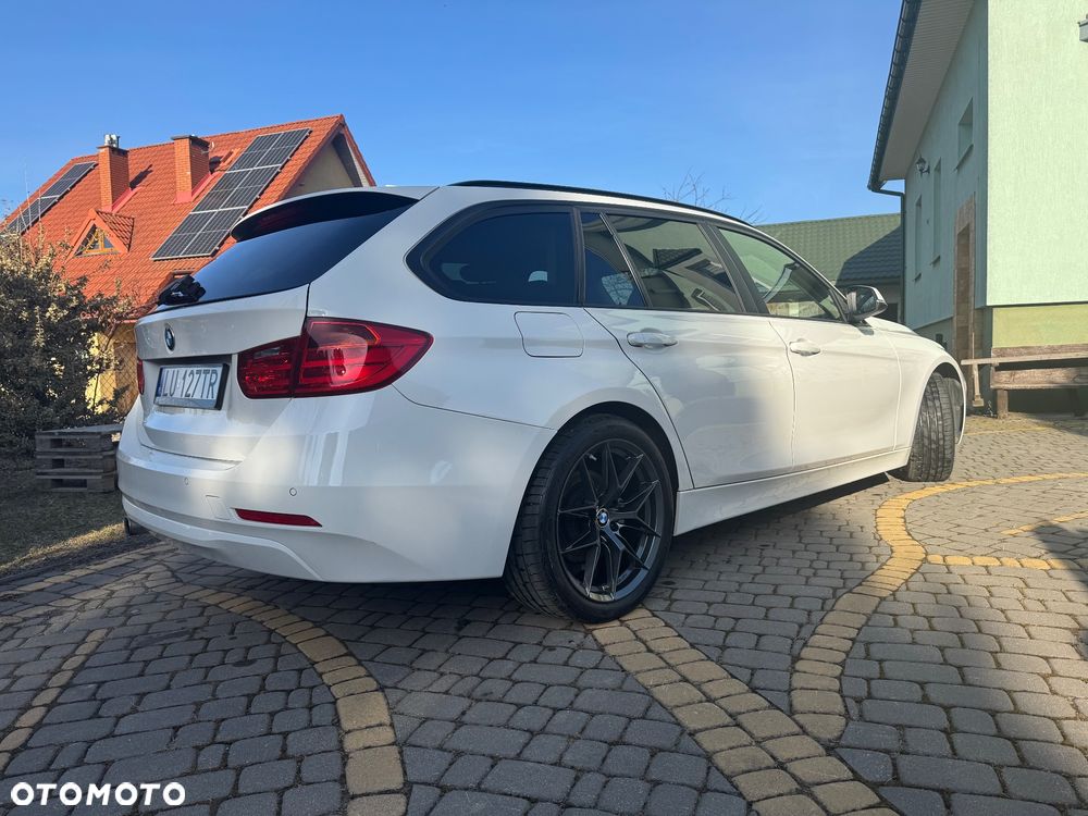 BMW Seria 3 320d - 8