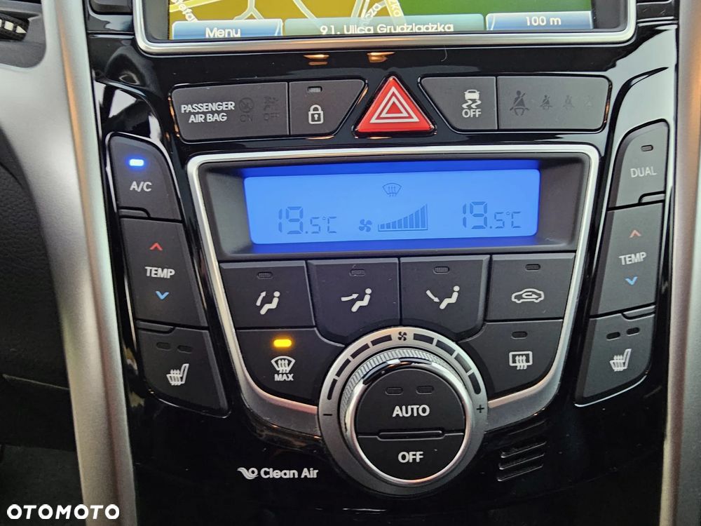 Hyundai i30 1.6 GDI BlueDrive Go - 22