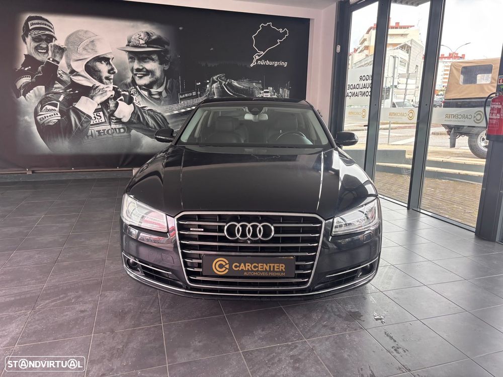 Audi A8 - 2
