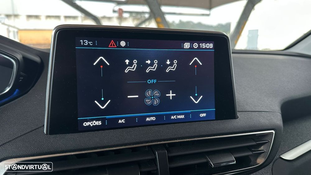 Peugeot 3008 PureTech 130 Stop & Start GPF EAT8 Allure Pack - 22