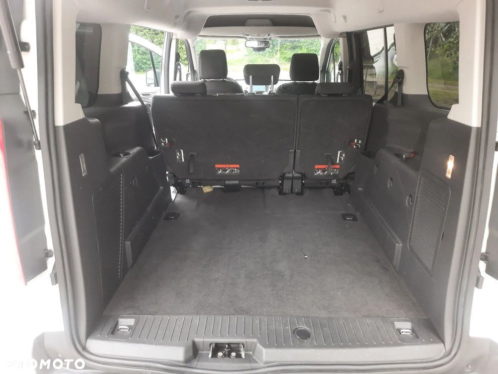Ford Tourneo Connect Grand - 21