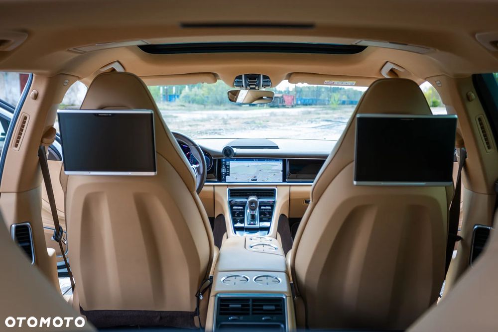 Porsche Panamera 4 Executive - 29