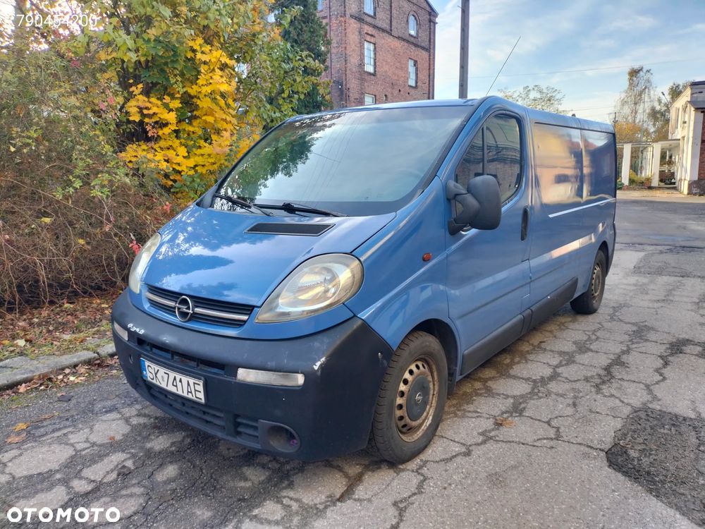 Opel Vivaro - 1