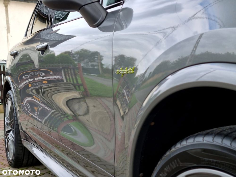 Porsche Cayenne - 31