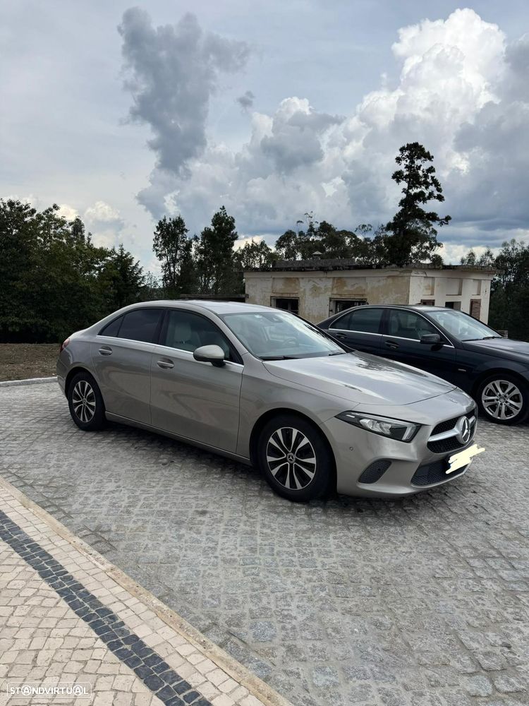 Mercedes-Benz A 180 Limousine d 7G-DCT AMG Line - 7