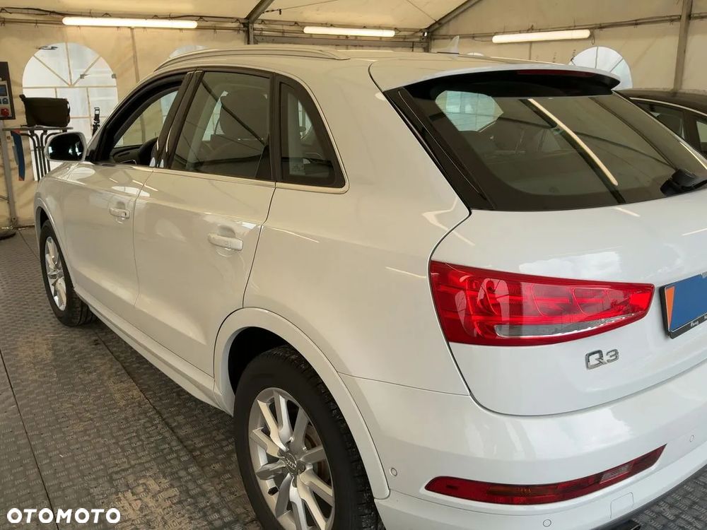 Audi Q3 1.4 TFSI Sport S tronic - 3