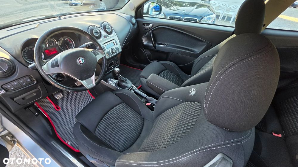 Alfa Romeo Mito 1.4 MultiAir Distinctive S&S - 11