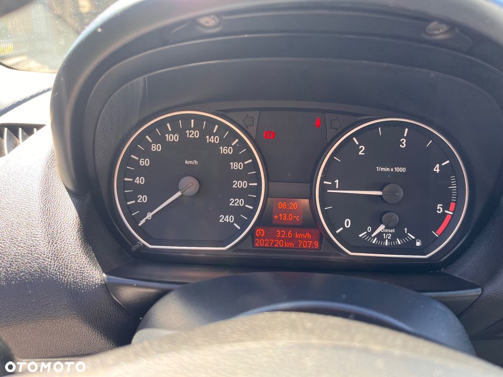 BMW Seria 1 118d - 8