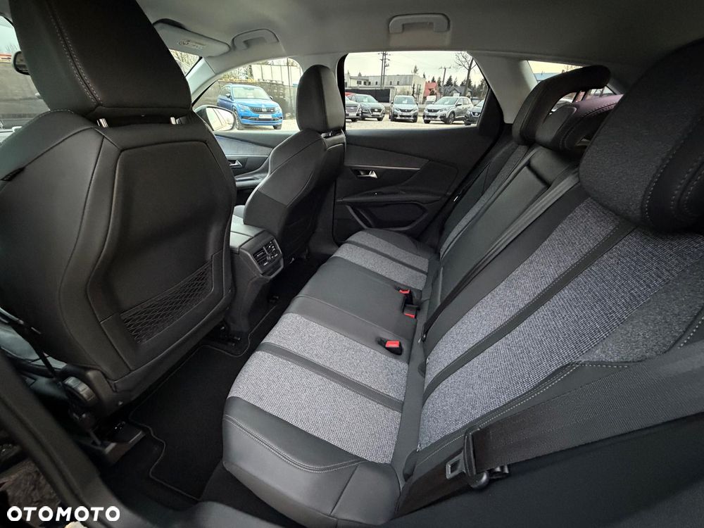 Peugeot 3008 BlueHDi 130 Stop & Start Allure - 22