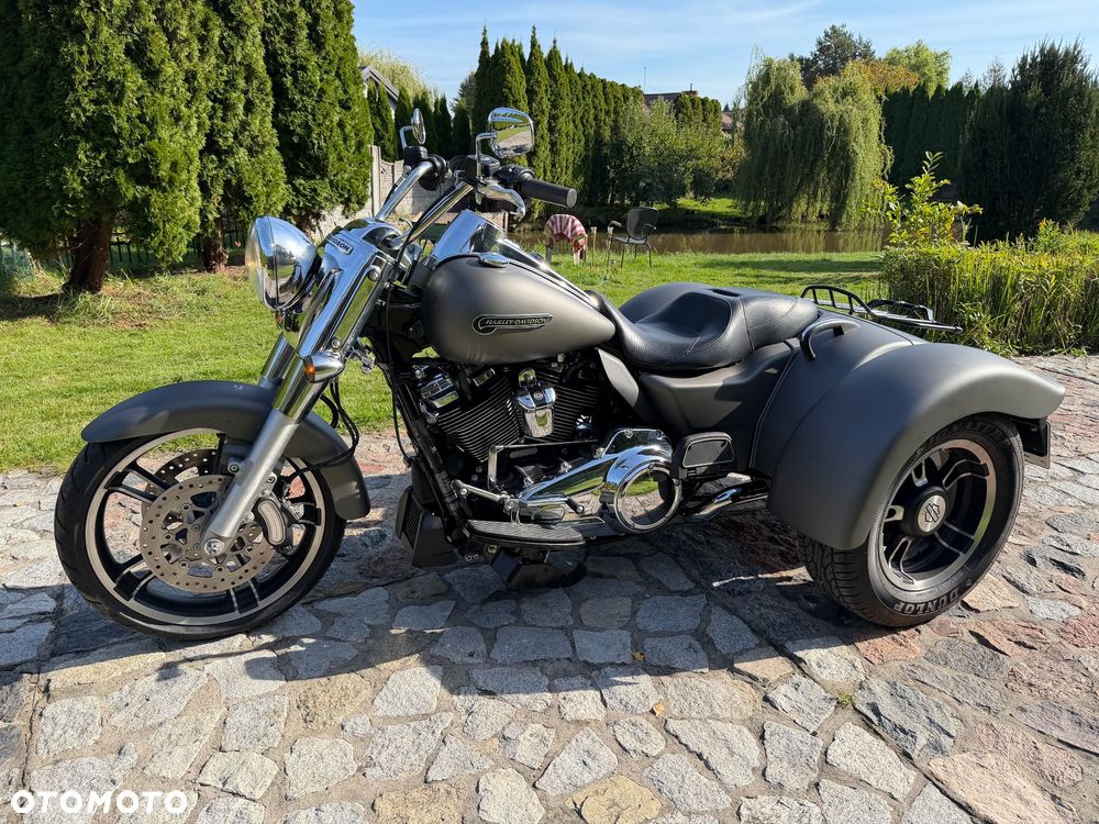 Harley-Davidson Trike Freewheeler - 20