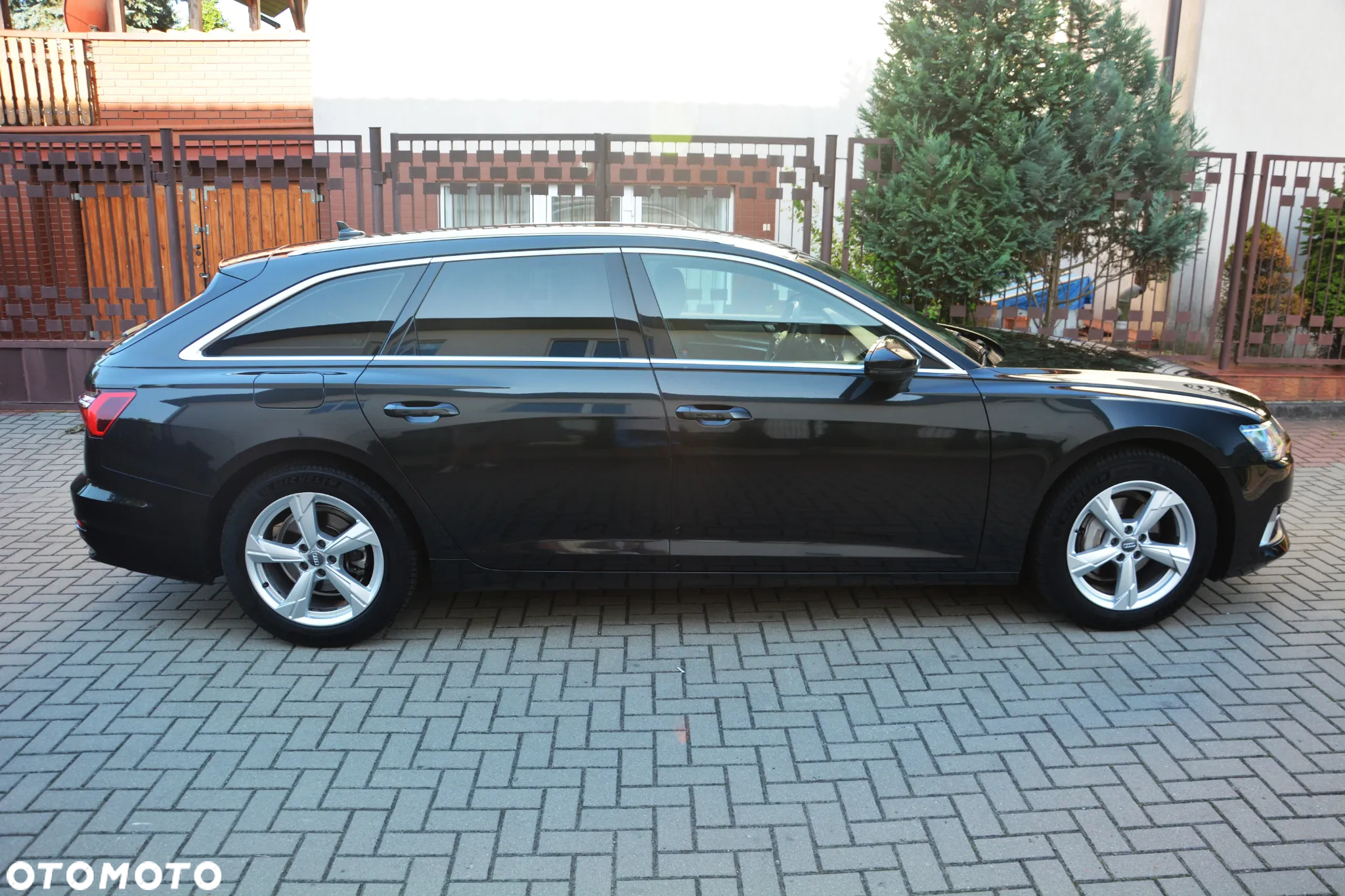 Audi A6 - 12