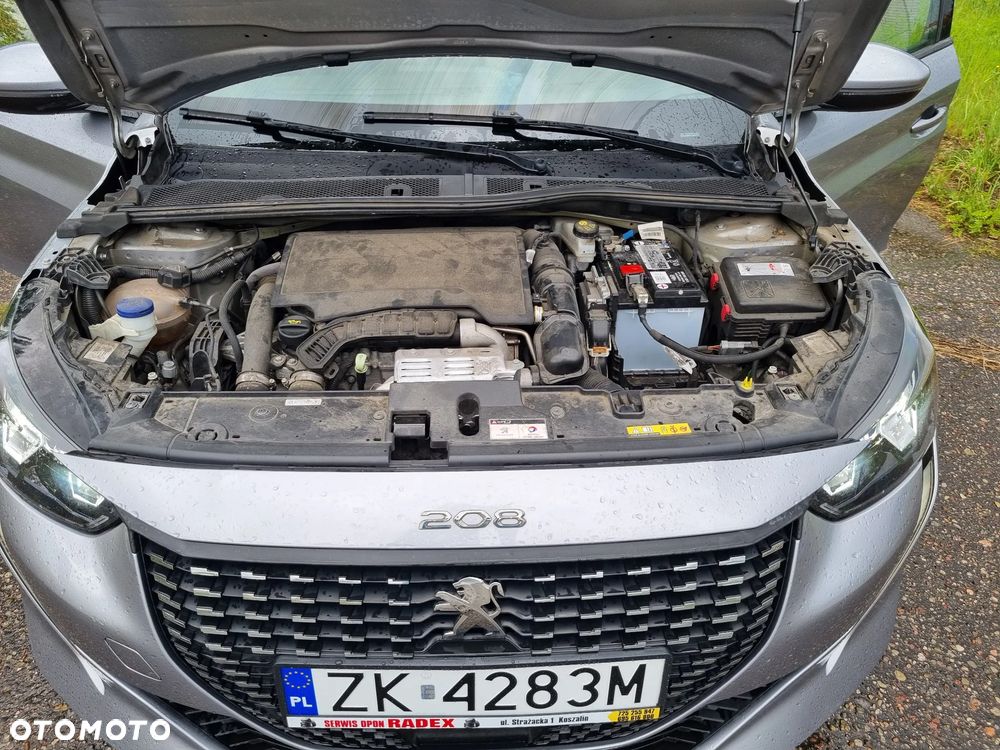 Peugeot 208 TURBO 100 Allure - 31