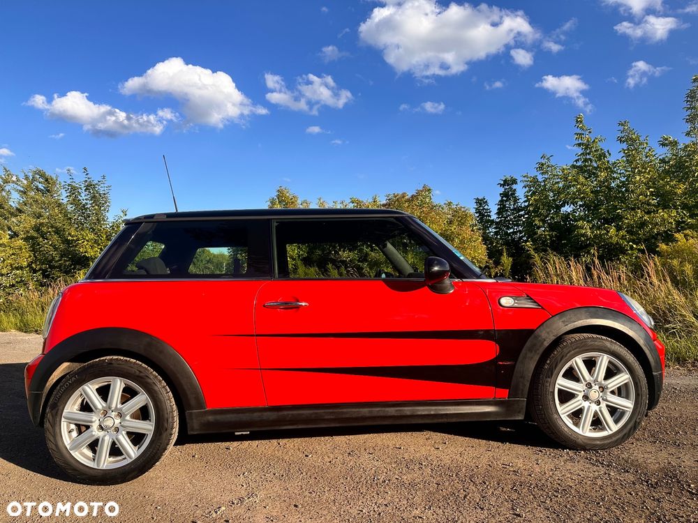 MINI Cooper Standard - 4