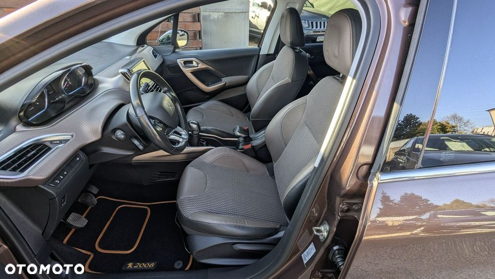 Peugeot 2008 1.6 e-HDi Active S&S - 15
