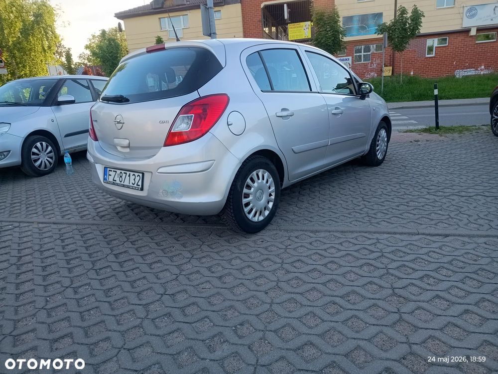 Opel Corsa 1.3 CDTI Enjoy - 4