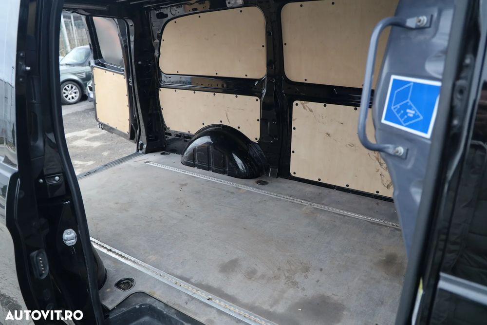 Mercedes-Benz Vito - 25