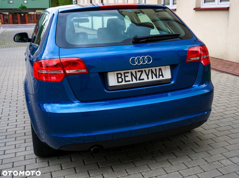 Audi A3 Sportback 1.6 S tronic Ambiente - 21