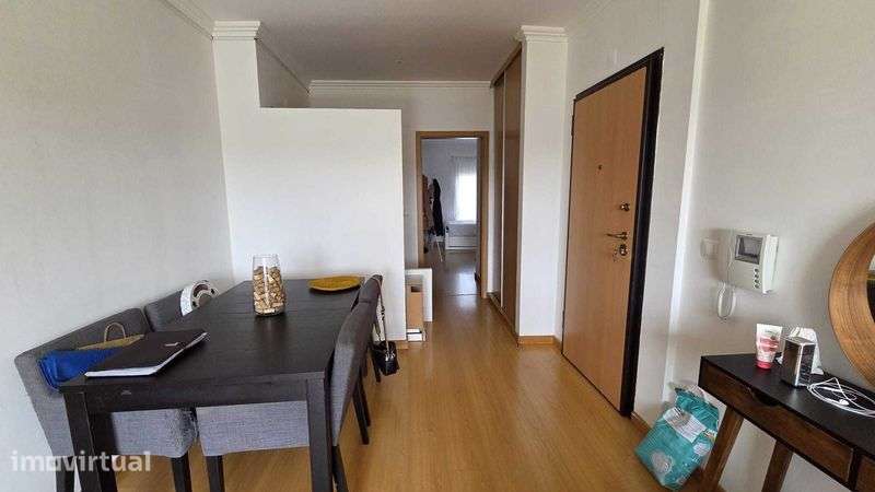 Apartamento T2 Torre da Marinha - Grande imagem: 3/12