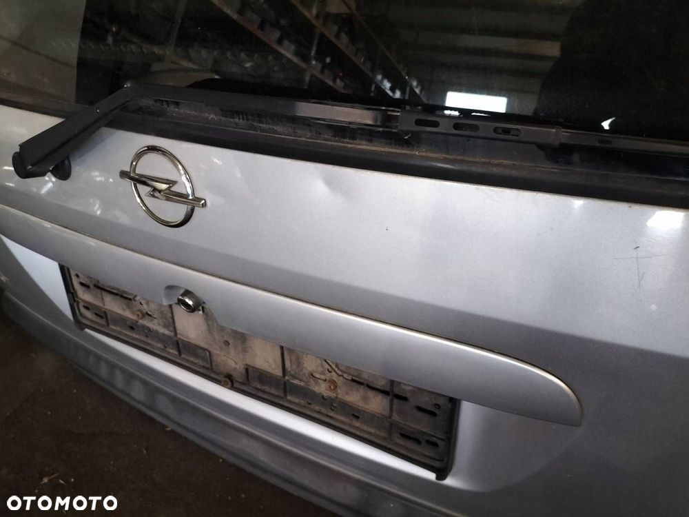 KOMPLETNY TYŁ KLAPA BAGAŻNIKA ZDERZAK TYŁ LAMPY OPEL ZAFIRA A Z147 - 13