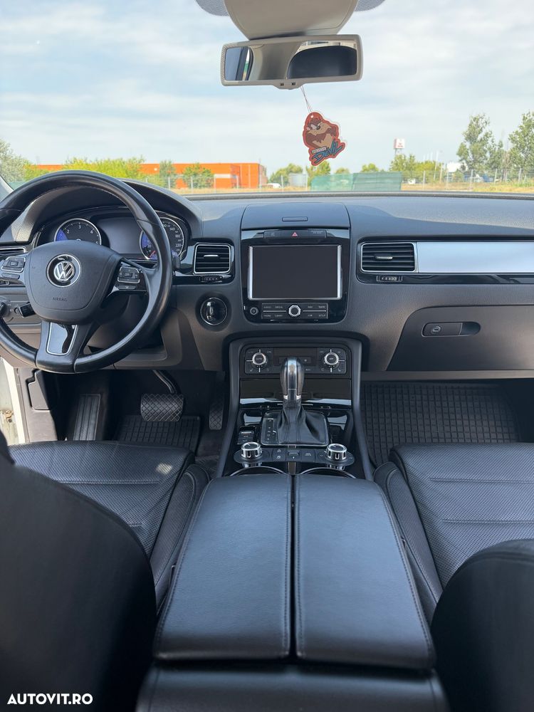Volkswagen Touareg 3.0 V6 TDI BMT - 21
