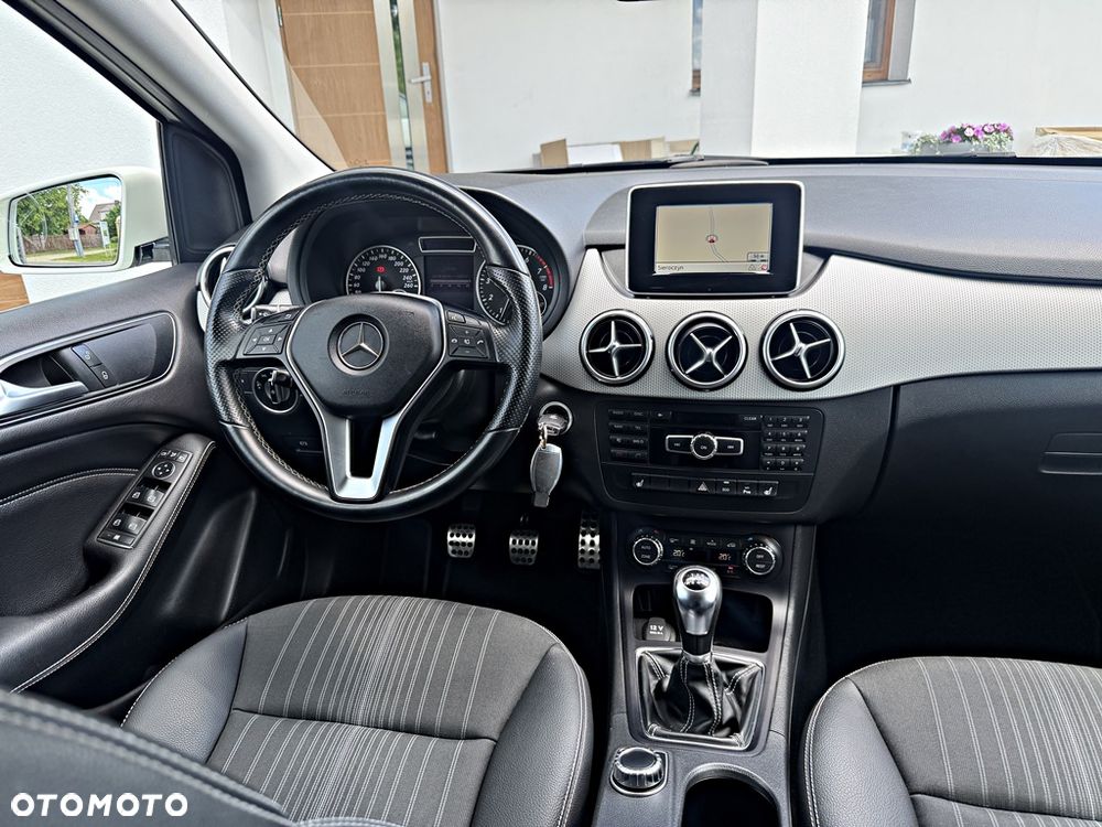 Mercedes-Benz Klasa B 200 BlueEFFICIENCY Edition 1 - 25